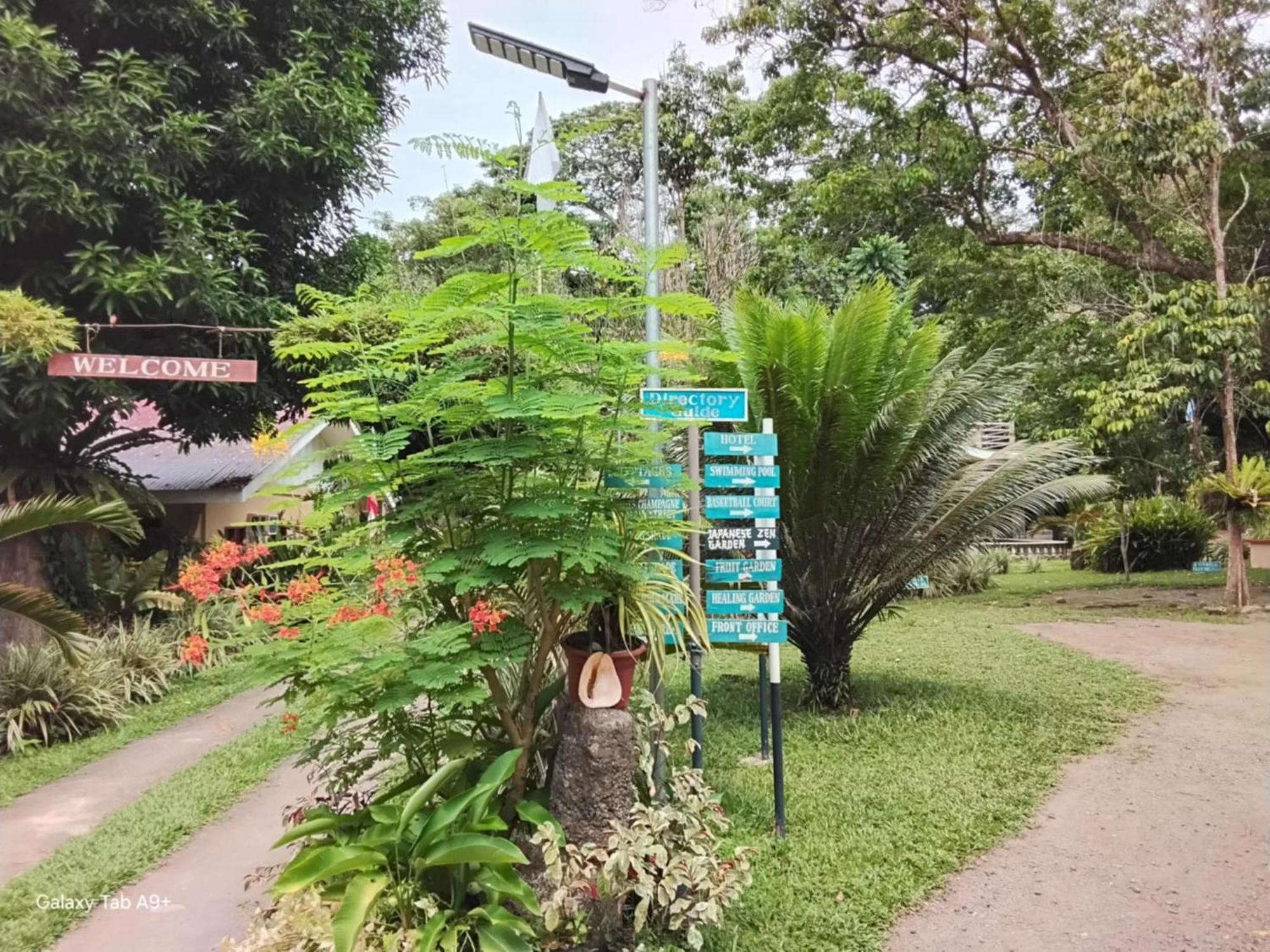 Camiguin Lanzones Resort Mambajao Zewnętrze zdjęcie
