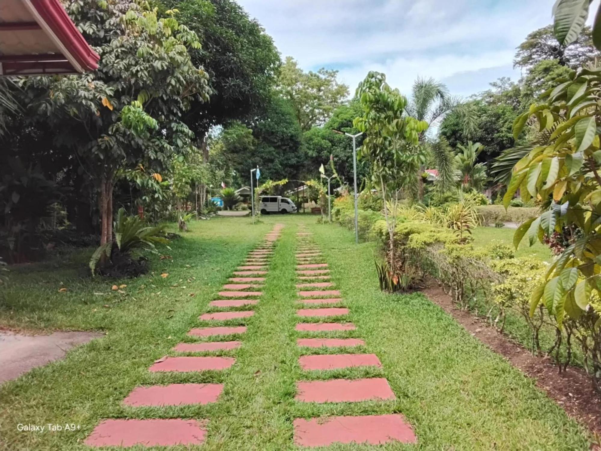 Camiguin Lanzones Resort Mambajao Zewnętrze zdjęcie